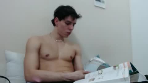 alvarodancer online show from 03-09-26, 01:59