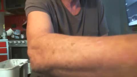 Snapshot of alwayshard4u1 chatting on 01-13-26, 01:05 alwayshard4u1 online show from 01-13-26, 01:05