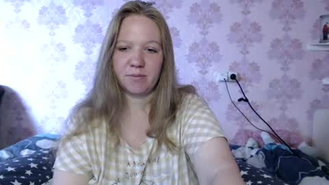 Snapshot of alya764770 chatting on 07-05-26, 05:47 alya764770 online show from 07-05-26, 05:47