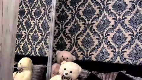 Snapshot of alyblonde chatting on 01-10-25, 10:39 aly online show from 01-10-25, 10:39