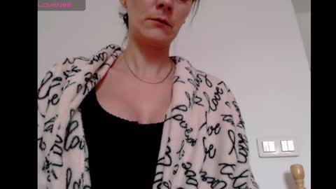 Missy online show from 10-19-25, 05:19