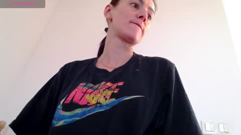 Missy online show from 10-30-25, 05:42