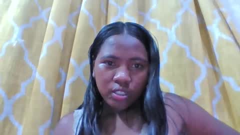 Snapshot of alydiah816442 chatting on 04-13-26, 04:01 alydiah816442 online show from 04-13-26, 04:01
