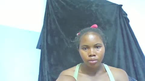 alydie7 online show from 04-14-26, 02:28