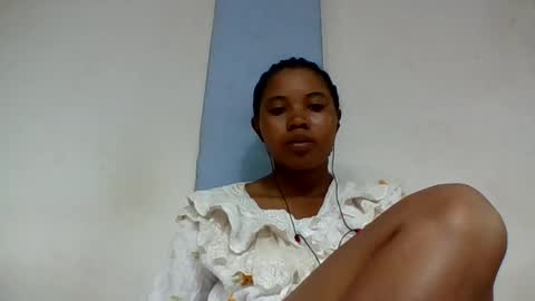 Snapshot of alydie7 chatting on 07-04-26, 05:35 alydie7 online show from 07-04-26, 05:35
