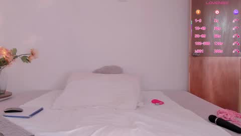 Aly Instg oficial alyjones  Lush and Domi love toys are on online show from 02-19-26, 06:04