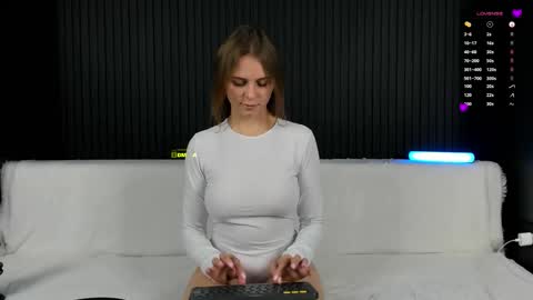 Alena online show from 11-19-25, 12:27