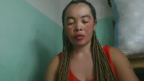 Snapshot of alypierette chatting on 03-24-26, 06:18 alypierette online show from 03-24-26, 06:18