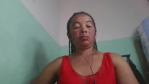 Snapshot of alypierette chatting on 04-14-26, 05:57 alypierette online show from 04-14-26, 05:57