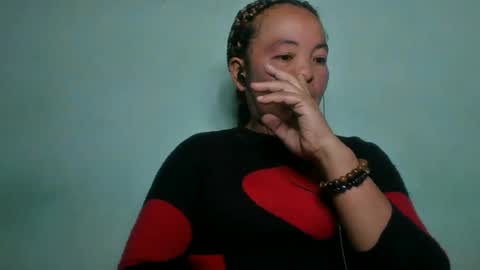 alypierette online show from 06-25-26, 07:07
