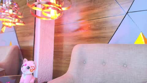 sopie online show from 02-17-25, 02:04