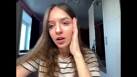 Snapshot of alysawithy chatting on 05-18-26, 11:16 alysawithy online show from 05-18-26, 11:16