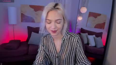 Snapshot of alysiasun chatting on 09-13-25, 02:06 Alysia online show from 09-13-25, 02:06