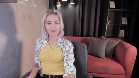 Snapshot of alysiasun chatting on 09-21-25, 01:46 Alysia online show from 09-21-25, 01:46