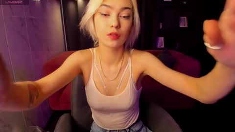 Alysia online show from 11-15-25, 02:35