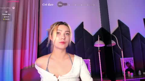 Snapshot of alysiasun chatting on 07-31-26, 01:38 Alysia online show from 07-31-26, 01:38