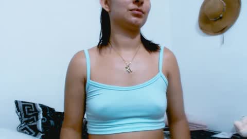 Snapshot of alyson0001 chatting on 02-13-25, 01:19 allyson online show from 02-13-25, 01:19
