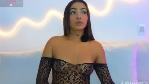 Snapshot of alyssa_bunnyx chatting on 04-20-26, 02:58 . online show from 04-20-26, 02:58
