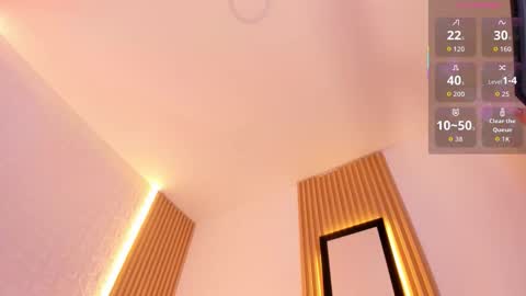 alyssa online show from 12-21-25, 04:03