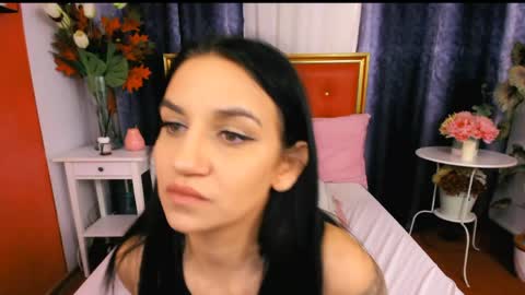 Snapshot of alyssaanne chatting on 04-29-26, 07:34 Alyssa online show from 04-29-26, 07:34