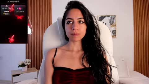 Snapshot of alyssabeauty_ chatting on 05-17-26, 07:21 alyssabeauty_ online show from 05-17-26, 07:21