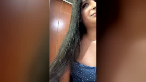 Snapshot of alyssahoty chatting on 03-03-26, 01:23 alyssa online show from 03-03-26, 01:23