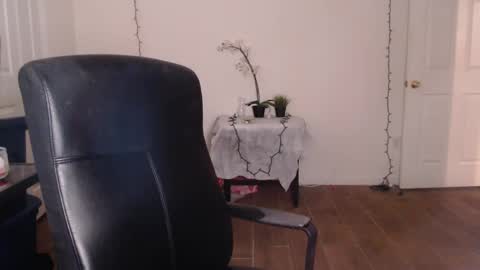 Alyssiaamorexo online show from 03-07-25, 09:59