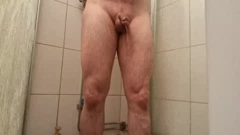 Snapshot of amadeusz chatting on 01-01-25, 01:37 amadeusz online show from 01-01-25, 01:37