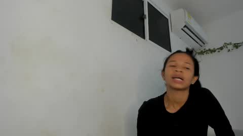 AMAIA online show from 04-05-26, 08:06