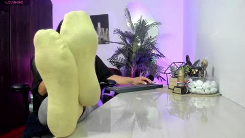 anny online show from 09-17-25, 02:02