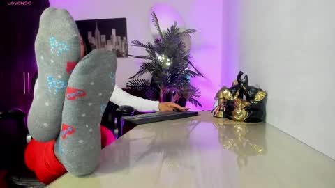 anny online show from 10-06-25, 02:20