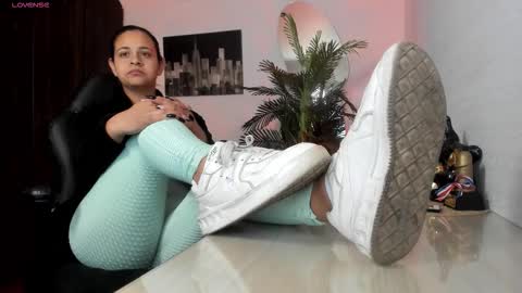 anny online show from 10-22-25, 02:23