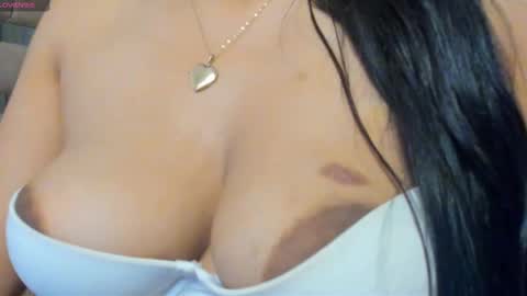 Amaia Mendoza online show from 02-11-25, 05:40