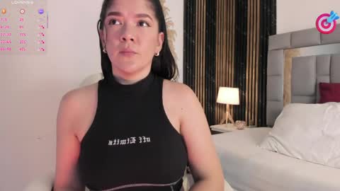 Amaia  online show from 04-04-26, 06:49