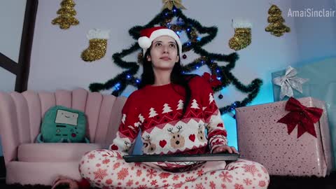 Amai  Sinclair  online show from 12-22-24, 06:06