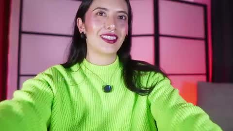 Snapshot of amaisinclair chatting on 07-19-26, 10:02 Amai Sinclair online show from 07-19-26, 10:02