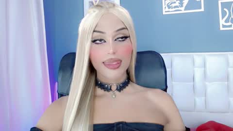 amal_baddel_ online show from 01-12-25, 10:02