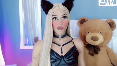 amal_baddel_ online show from 02-02-25, 01:41