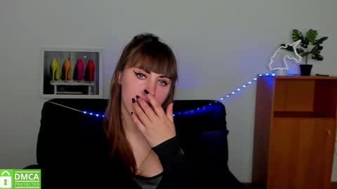 Snapshot of amali_ivanna_smit chatting on 03-06-25, 12:09 Ivanna online show from 03-06-25, 12:09