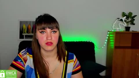 Snapshot of amali_ivanna_smit chatting on 03-10-25, 12:26 Ivanna online show from 03-10-25, 12:26