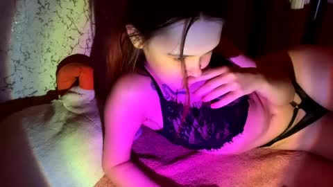 Amaliajess online show from 04-15-26, 05:42