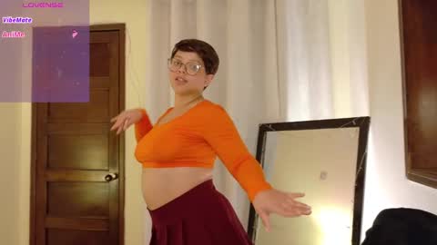 Snapshot of amand1_sweet chatting on 03-10-25, 06:45 online show from 03-10-25, 06:45