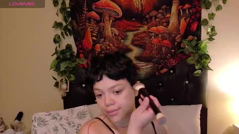 Snapshot of amand1_sweet chatting on 09-16-25, 11:55 online show from 09-16-25, 11:55