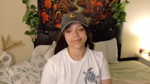 Snapshot of amand1_sweet chatting on 10-07-25, 01:08 online show from 10-07-25, 01:08