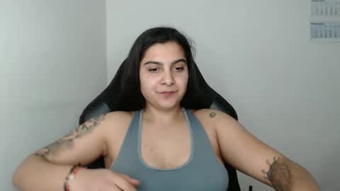 The queen of the biceps  online show from 03-06-25, 10:26