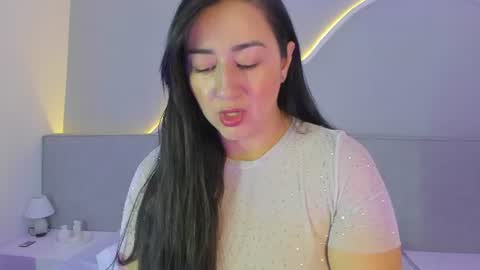 Snapshot of amanda_benz_ chatting on 06-25-26, 11:04 amanda_benz_ online show from 06-25-26, 11:04