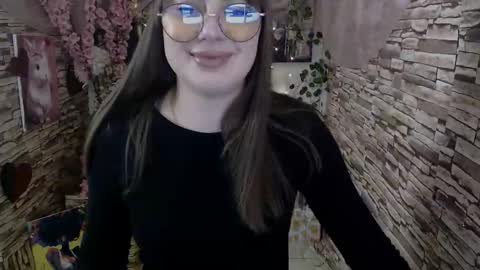 Snapshot of amanda_bright_ chatting on 10-15-25, 06:35 amanda_bright_ online show from 10-15-25, 06:35