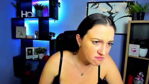 Amanda online show from 12-18-25, 02:34