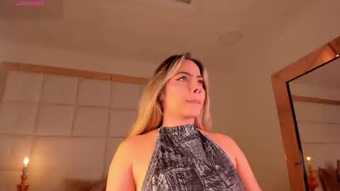 Snapshot of amanda_colin chatting on 07-01-26, 08:52 Amanda online show from 07-01-26, 08:52