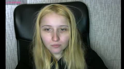 Amanda online show from 12-22-24, 10:36